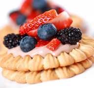 Кондитерская Sesame Bakery: выпечка с ягодами, фруктами и сладкими начинками